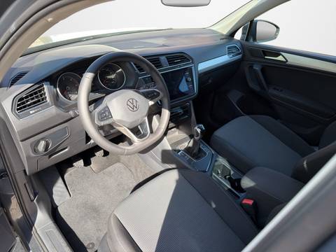 2021 Volkswagen Tiguan — sličica 7