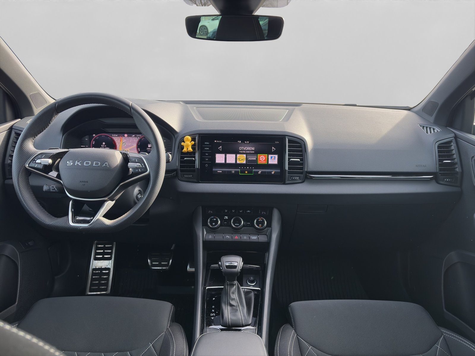 2025 Škoda Karoq — fotografija 11