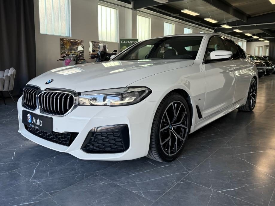 2020 BMW Serija 5 — fotografija 3