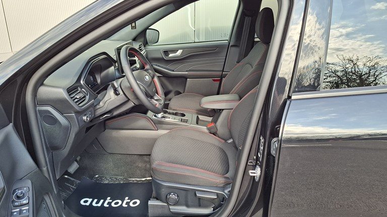 2024 Ford Kuga — fotografija 6