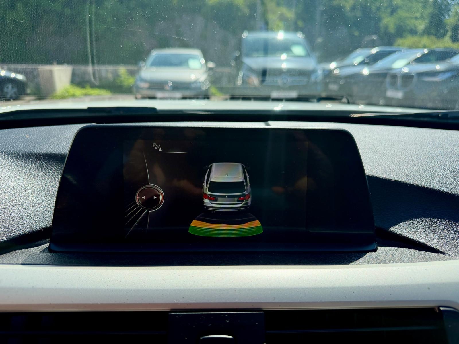 2015 BMW Serija 3 — fotografija 19