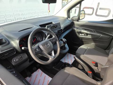 2021 Opel Combo — sličica 5