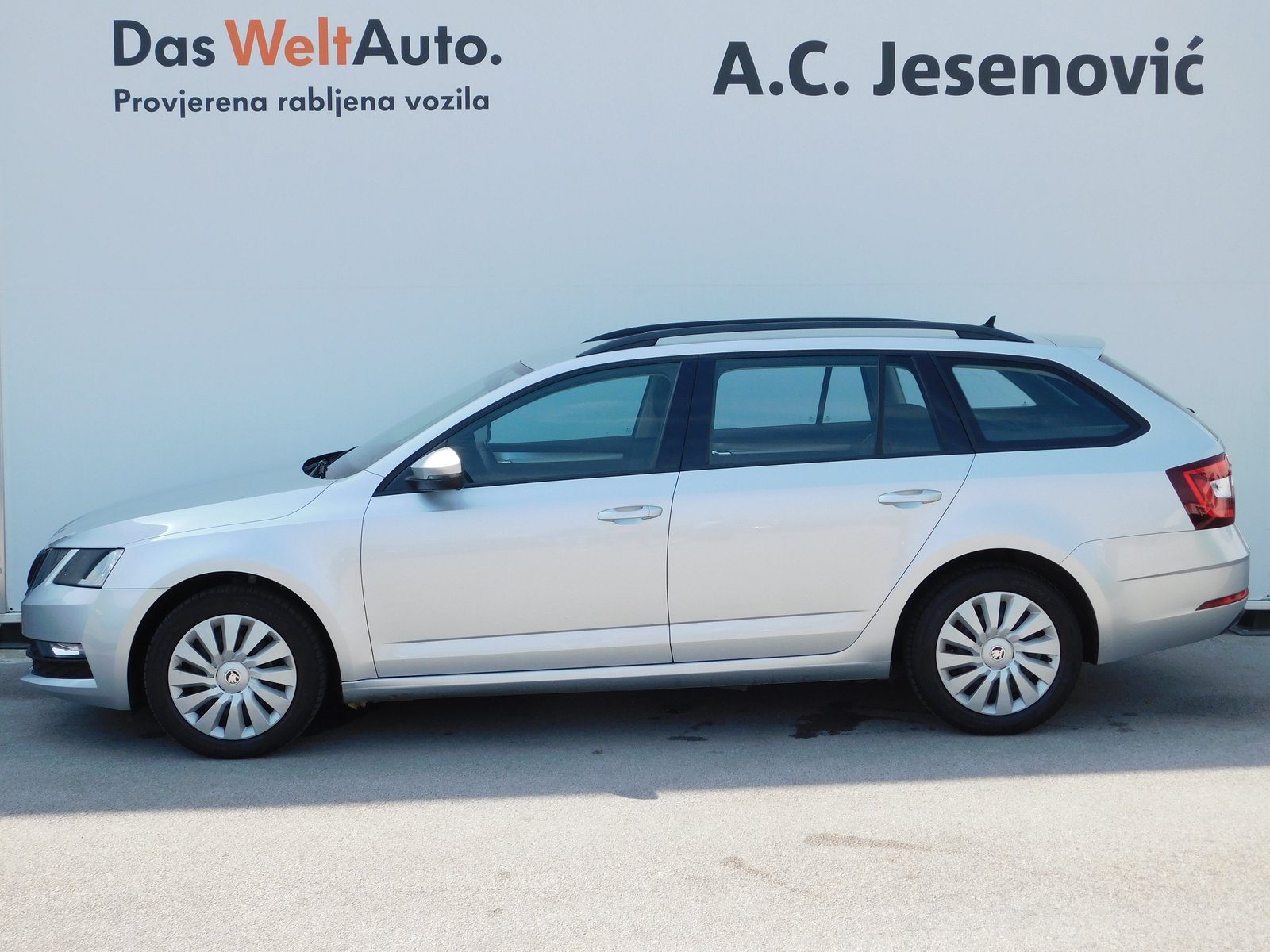 2019 Škoda Octavia Combi — fotografija 6