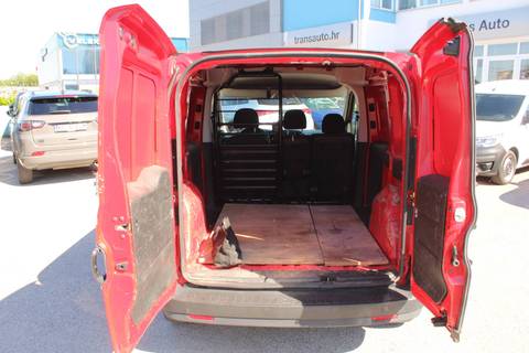 2022 Fiat Doblo — sličica 7