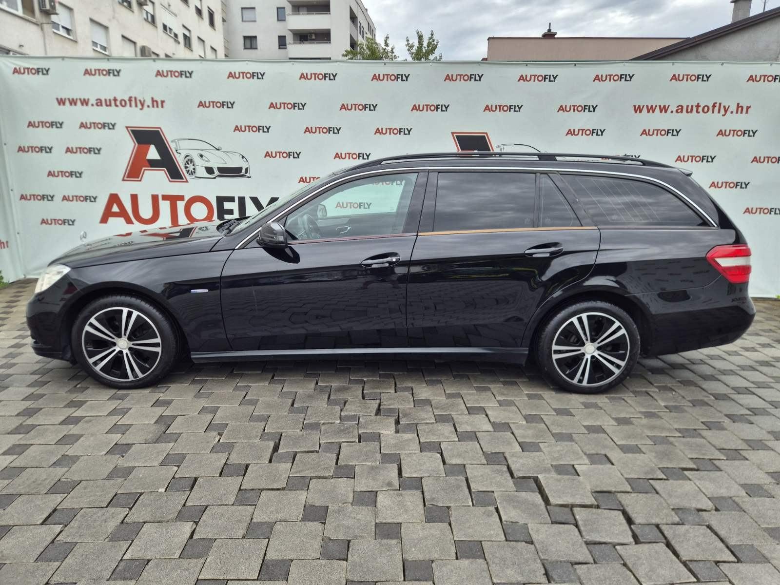 2011 Mercedes-Benz E-klasa — fotografija 4