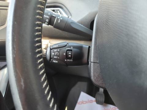 2019 Peugeot 308 — sličica 15