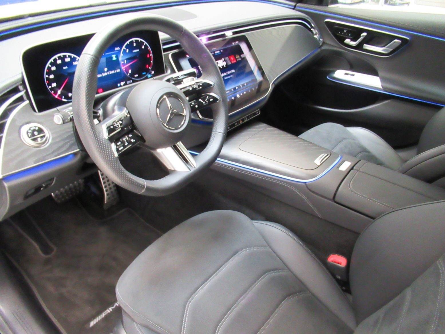 2025 Mercedes-Benz E-klasa AMG Line — fotografija 16