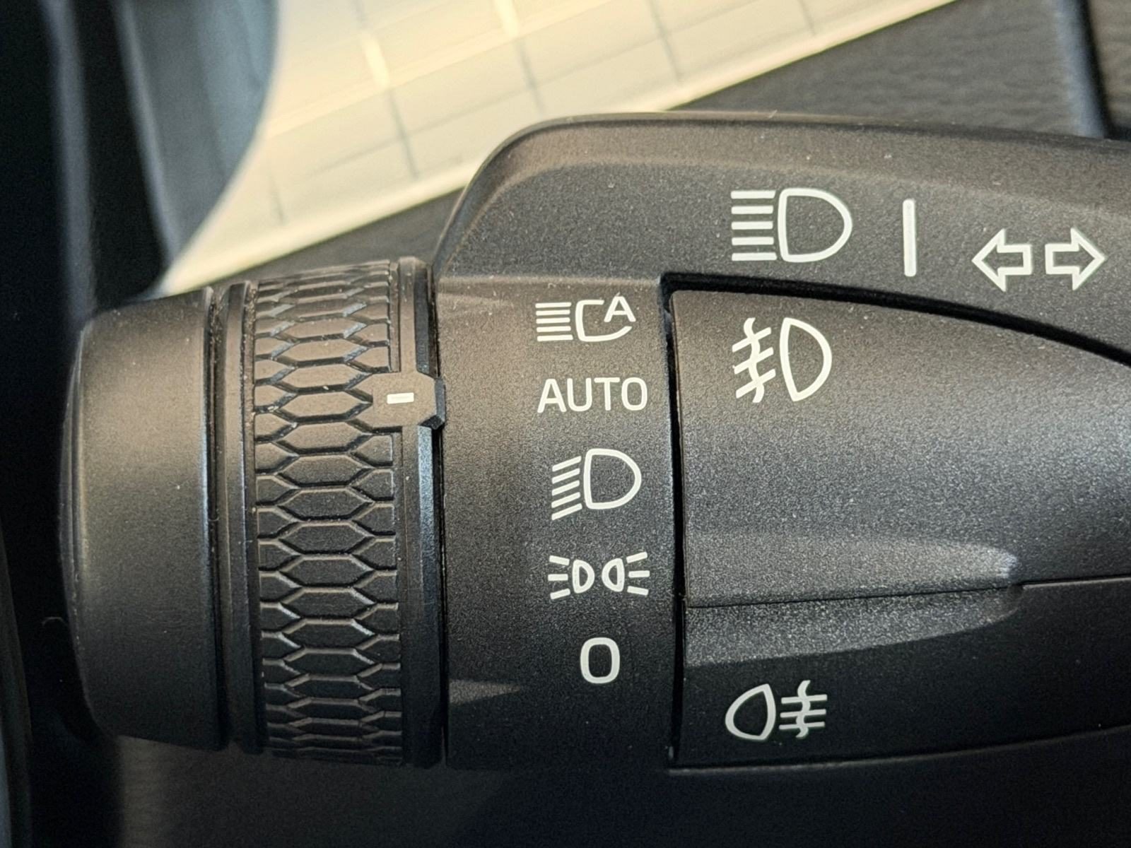 2022 Volvo XC40 — fotografija 27