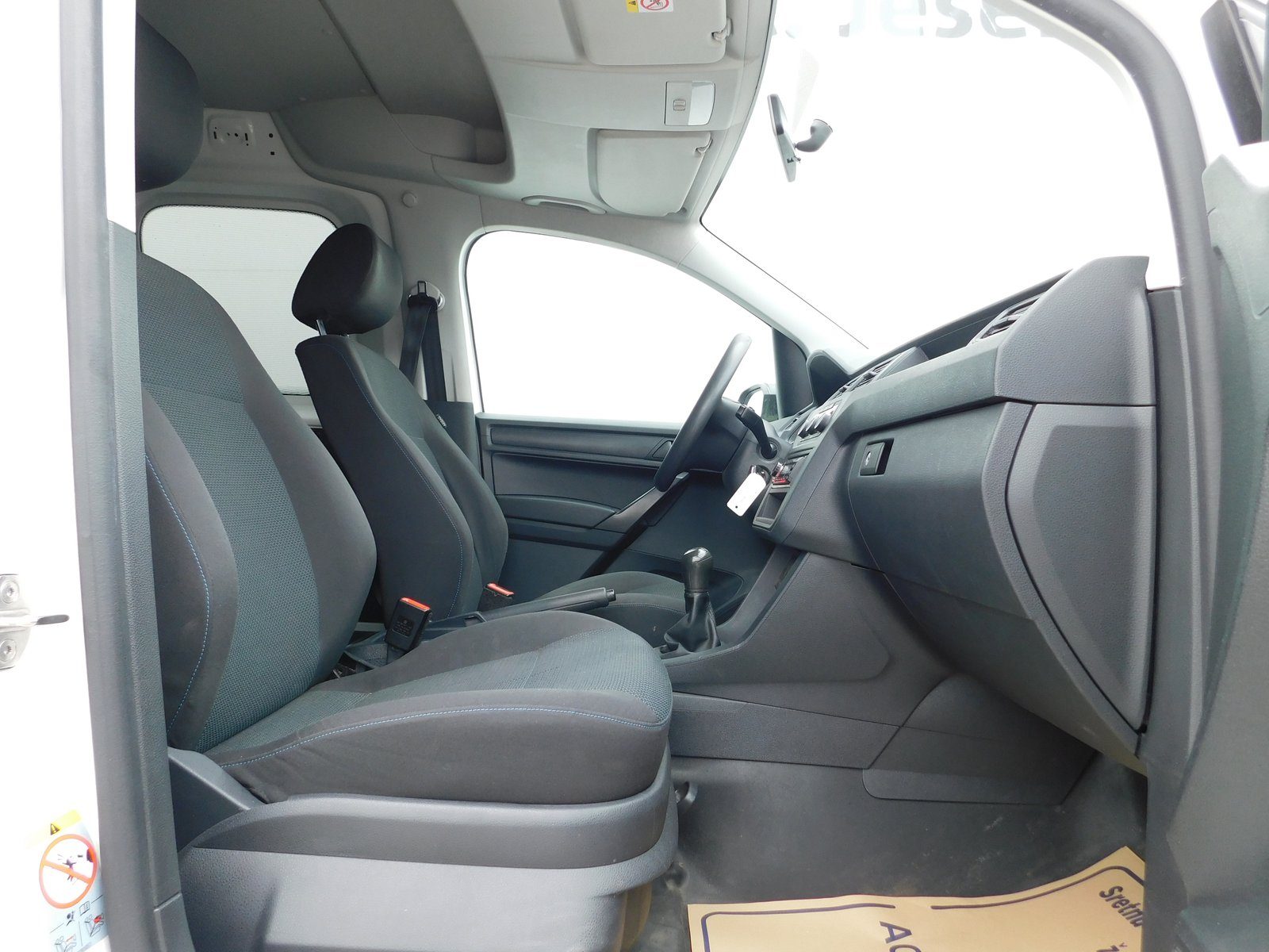 2020 Volkswagen Caddy — fotografija 10