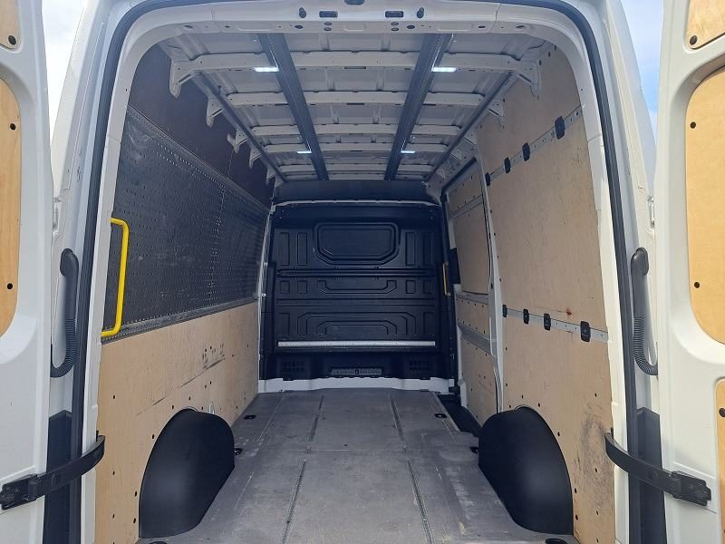 2019 Volkswagen Crafter — fotografija 8