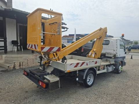 2007 Nissan Cabstar — sličica 5