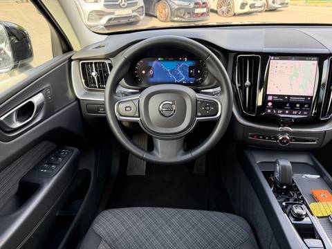2023 Volvo XC60 — sličica 9