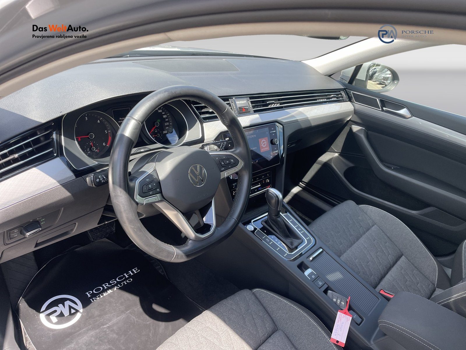 2022 Volkswagen Passat Variant — fotografija 11