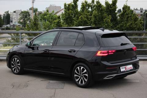 2022 Volkswagen Golf — sličica 15