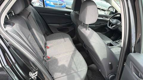 2024 Volkswagen Golf — sličica 10