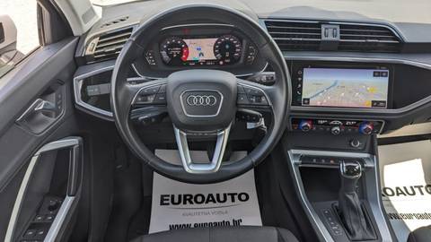 2020 Audi Q3 — sličica 13