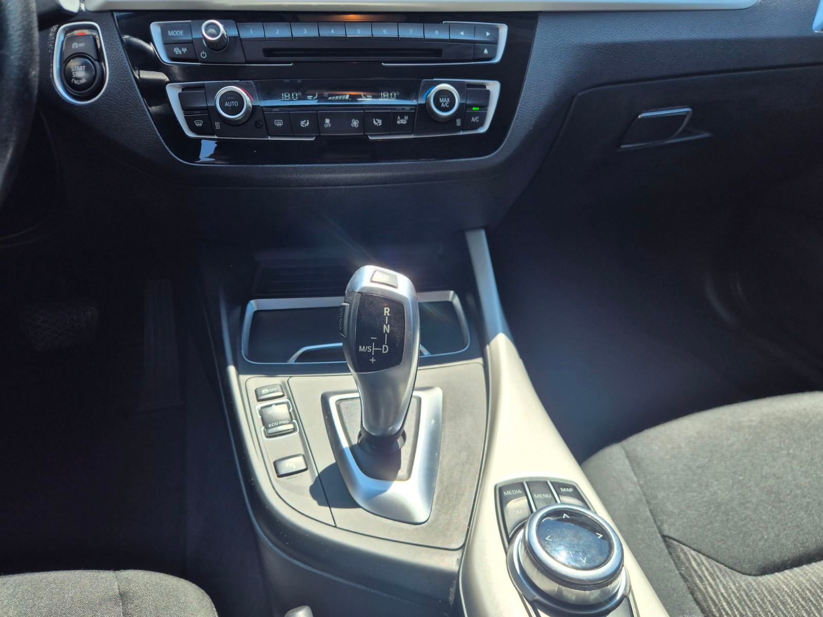 2018 BMW Serija 1 — fotografija 19