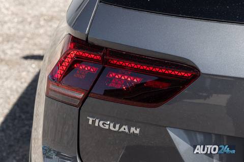 2020 Volkswagen Tiguan R-Line — sličica 19