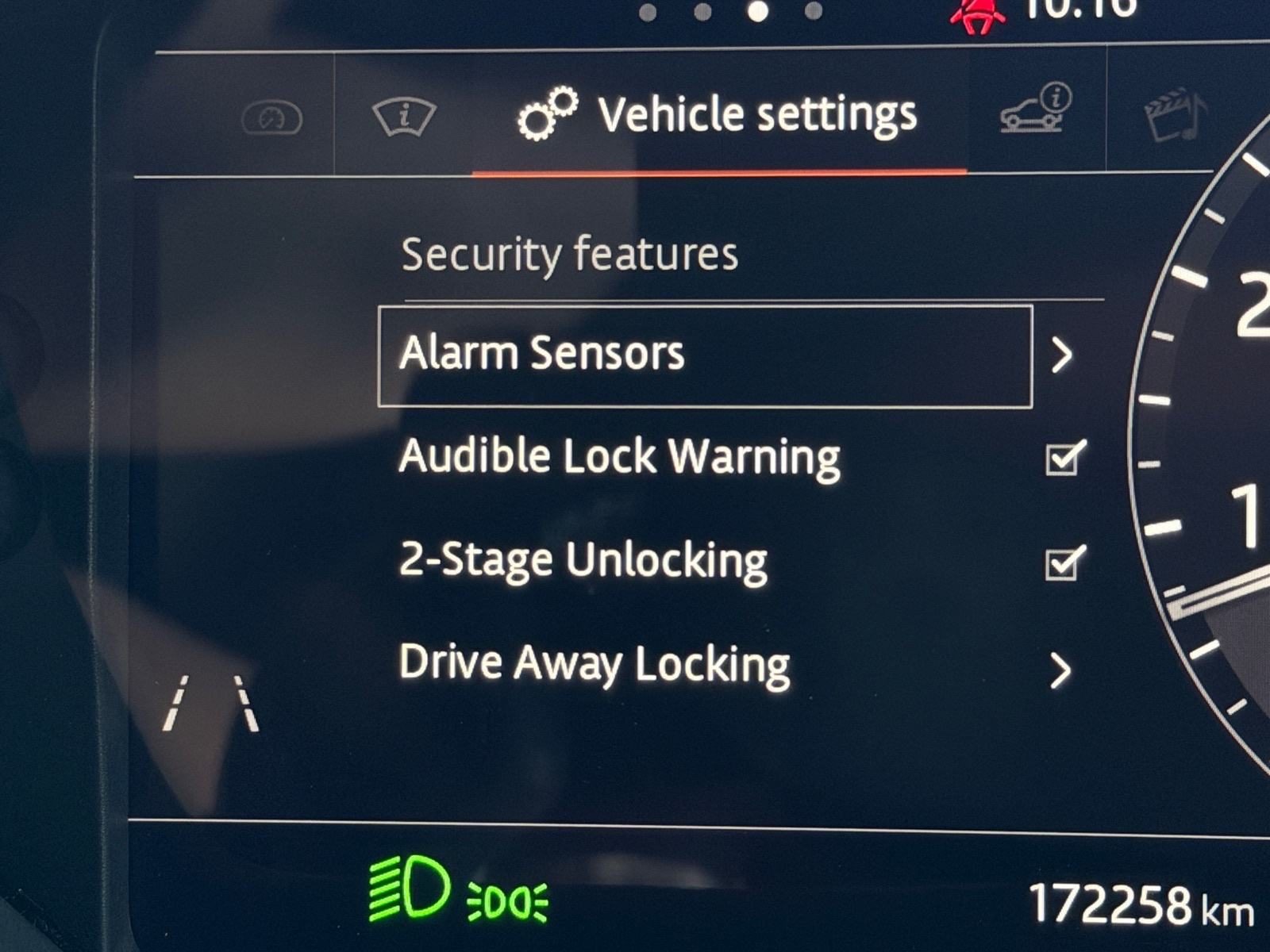 2018 Land Rover Range Rover Velar — fotografija 30
