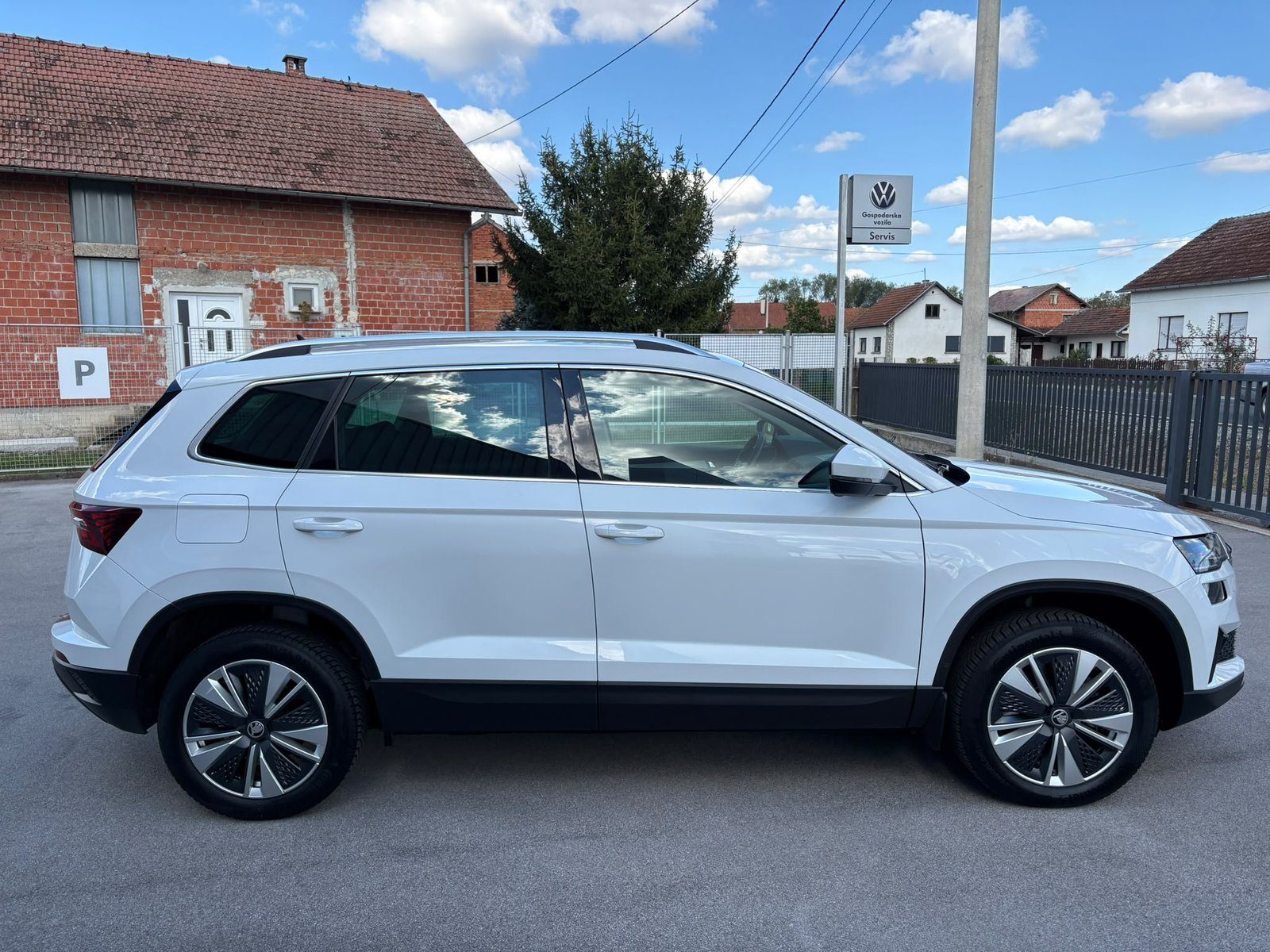 2022 Škoda Karoq — fotografija 4