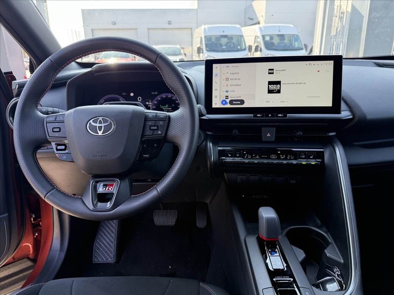 2026 Toyota C-HR — fotografija 10