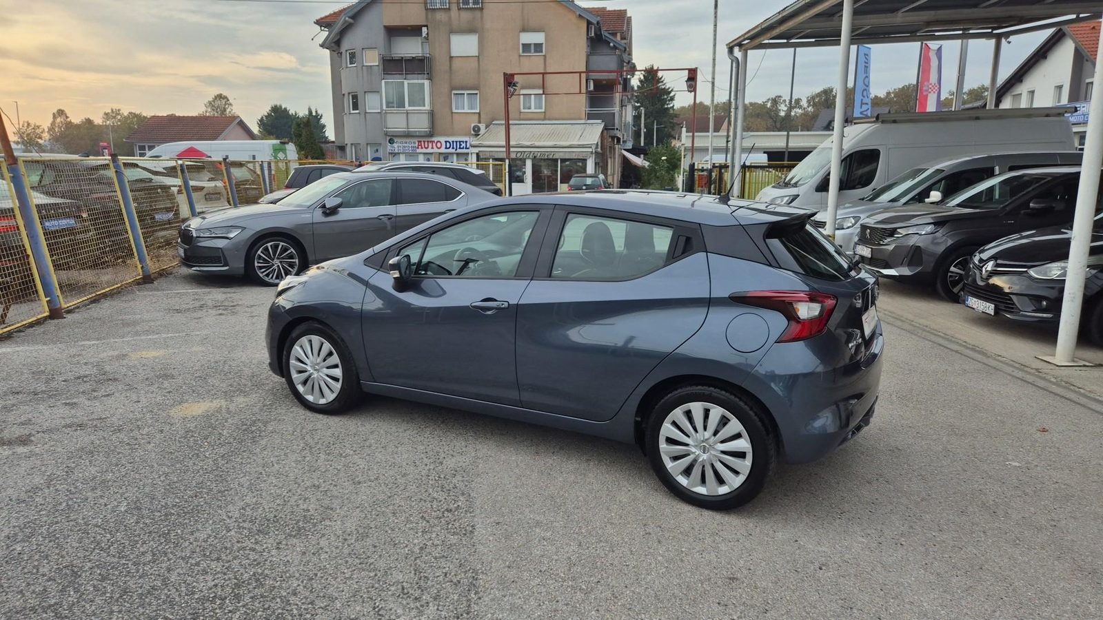 2018 Nissan Micra — fotografija 15