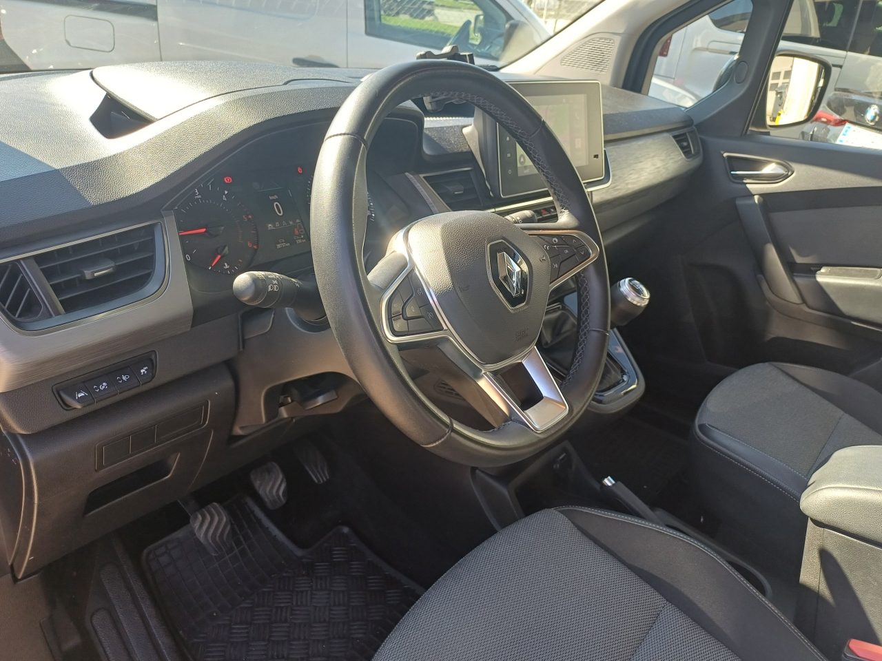 2024 Renault Kangoo Passanger — fotografija 11