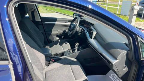 2024 Volkswagen Golf — sličica 9