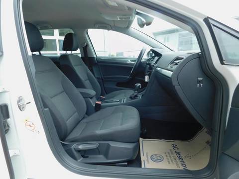 2019 Volkswagen Golf — sličica 15