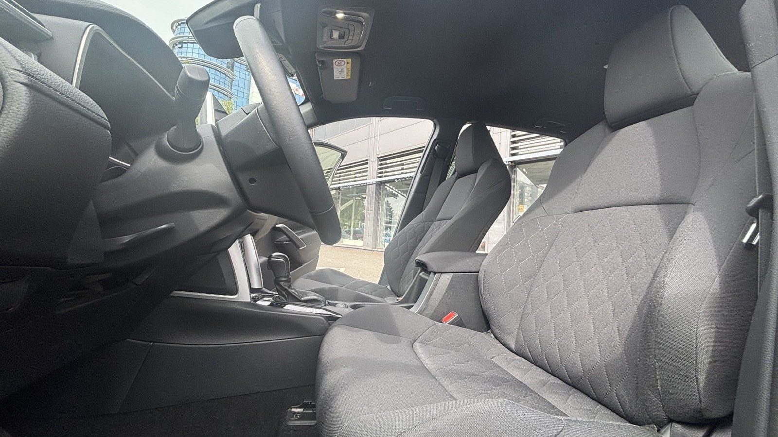 2023 Toyota Corolla — fotografija 9