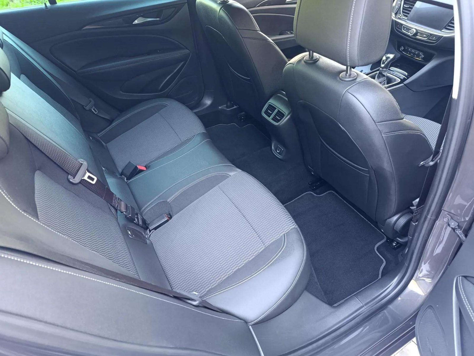 2020 Opel Insignia Karavan — fotografija 22
