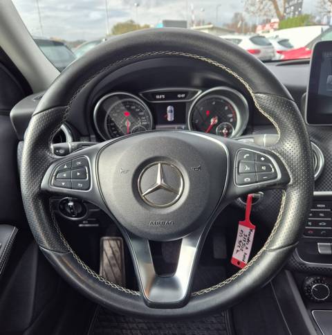 2017 Mercedes-Benz A-klasa — sličica 9