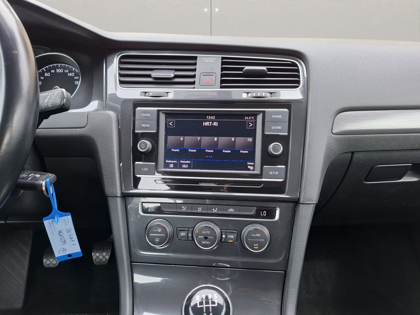 2019 Volkswagen Golf — fotografija 17