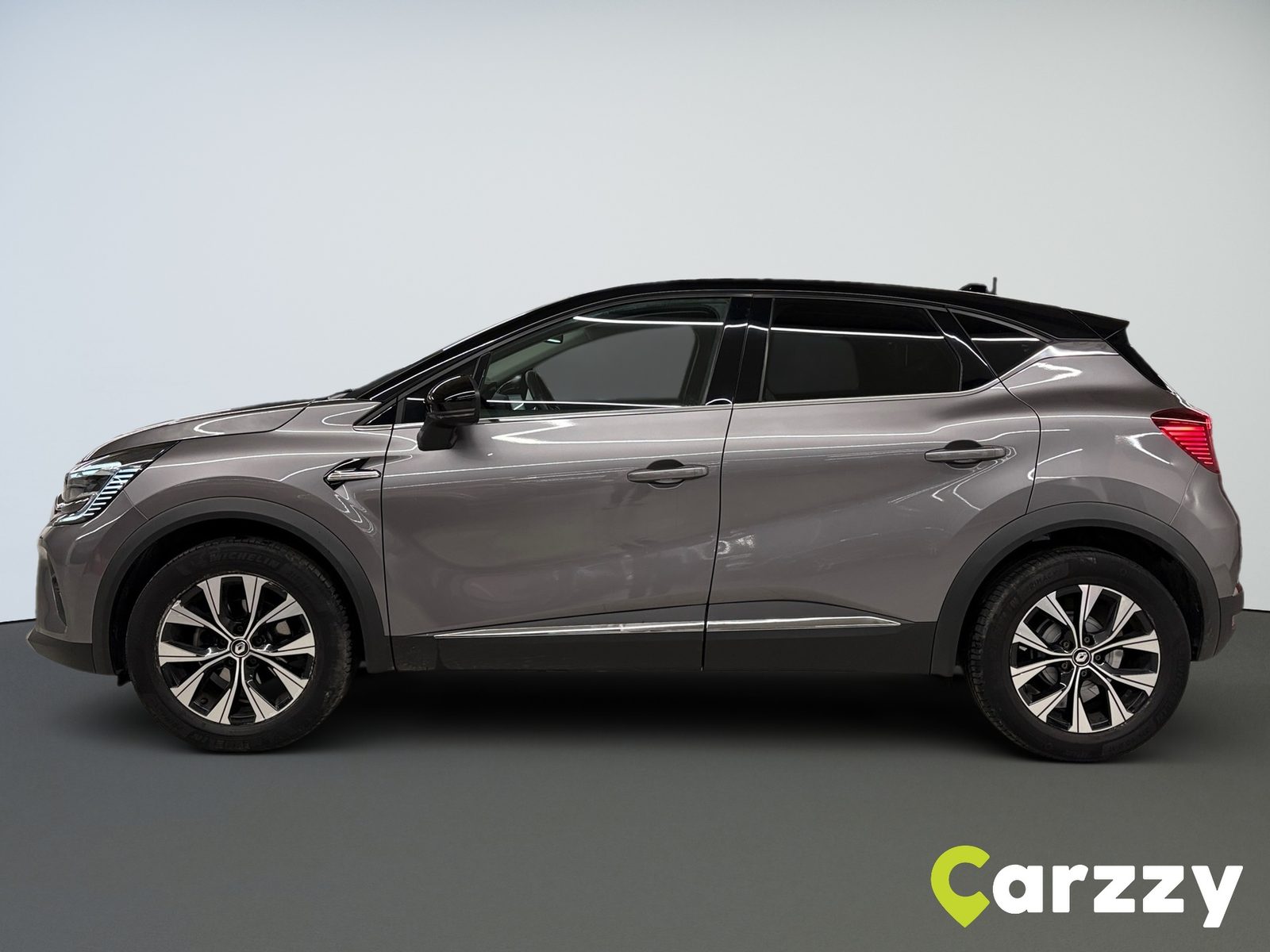 2023 Renault Captur — fotografija 9