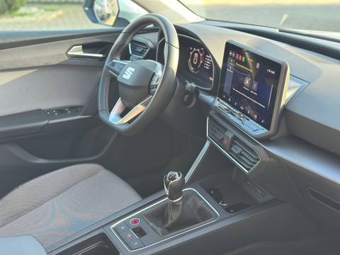 2025 Seat Leon — sličica 11
