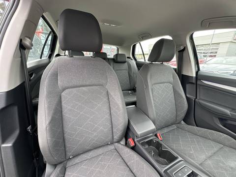 2024 Volkswagen Golf — sličica 23