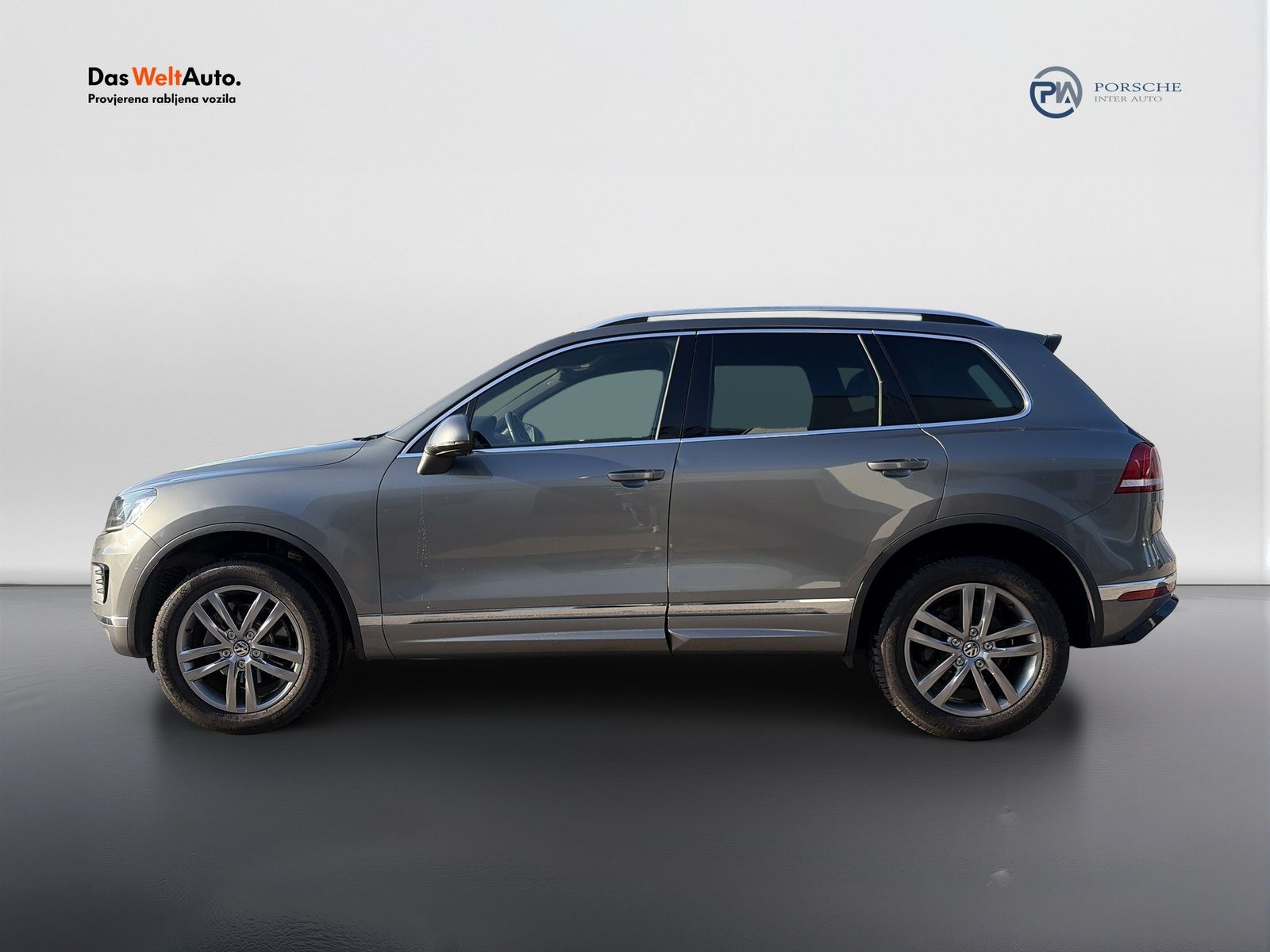 2016 Volkswagen Touareg R-Line — fotografija 8