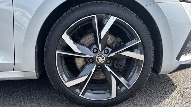 2022 Škoda Octavia — fotografija 21