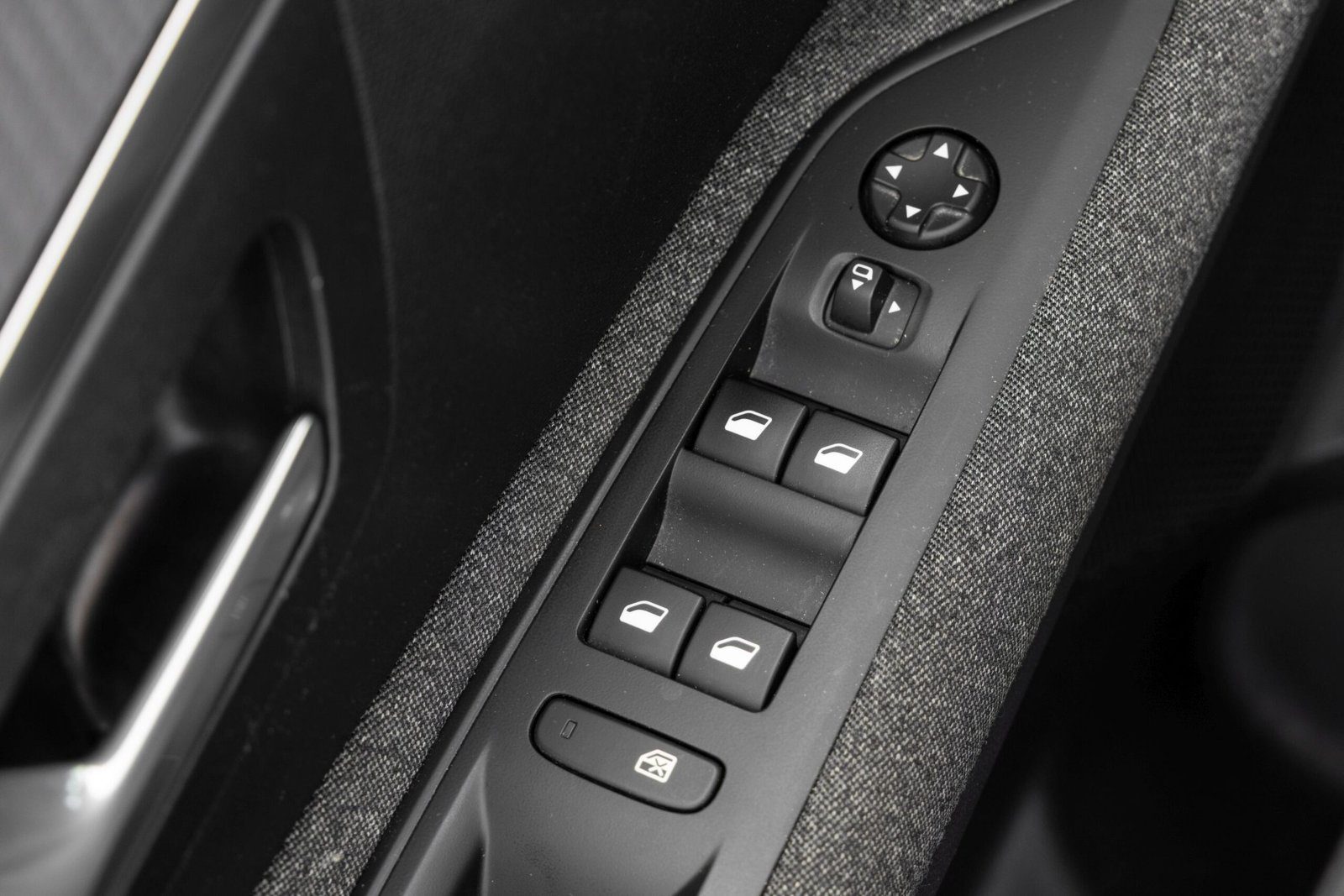 2021 Peugeot 3008 — fotografija 17