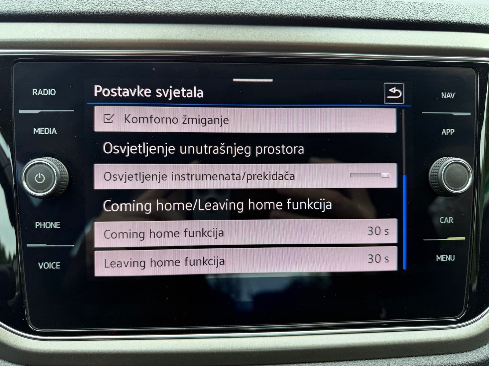 2021 Volkswagen T-Roc — fotografija 16