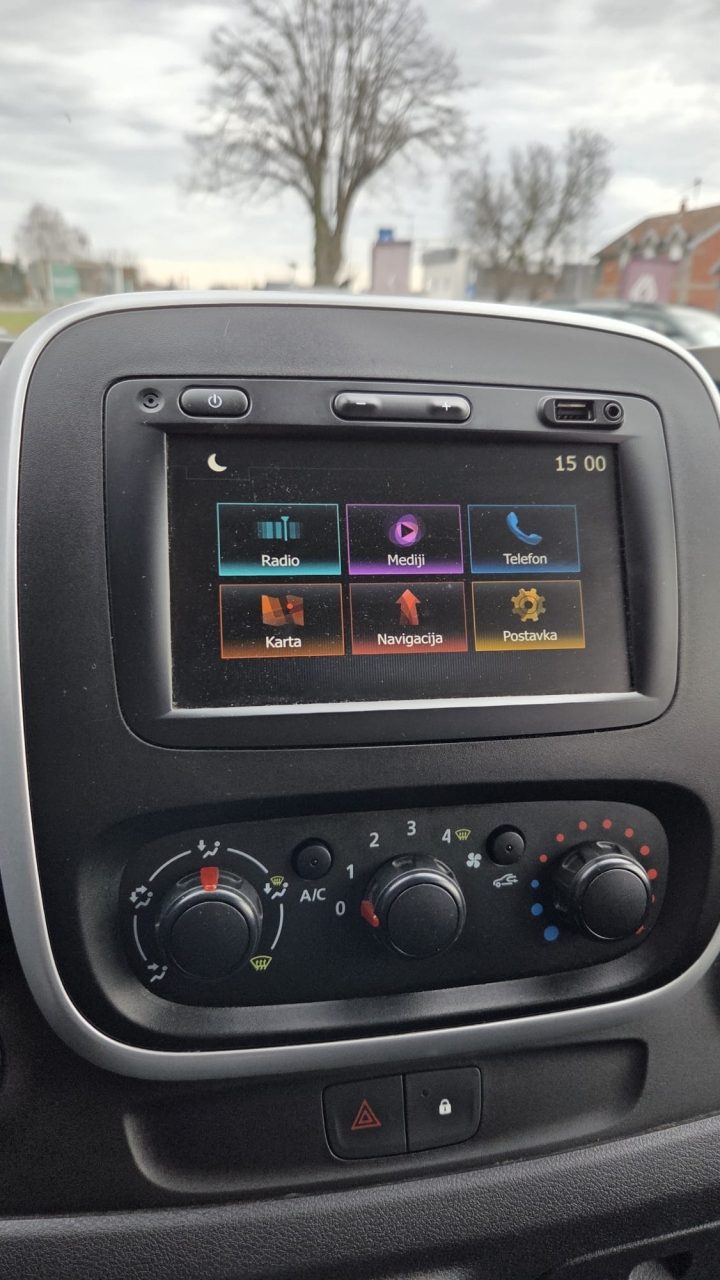 2019 Renault Trafic — fotografija 14