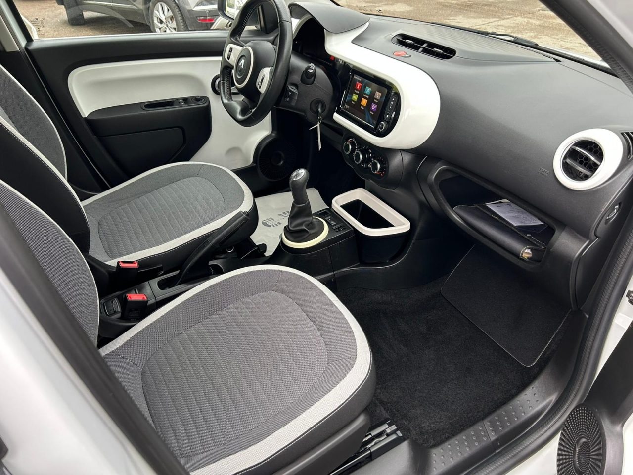 2018 Renault Twingo — fotografija 15