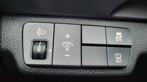 2020 Kia Stonic — sličica 24