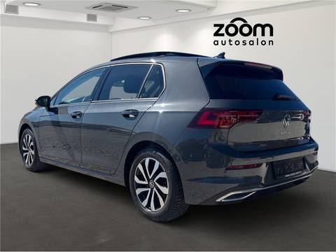 2022 Volkswagen Golf — sličica 3
