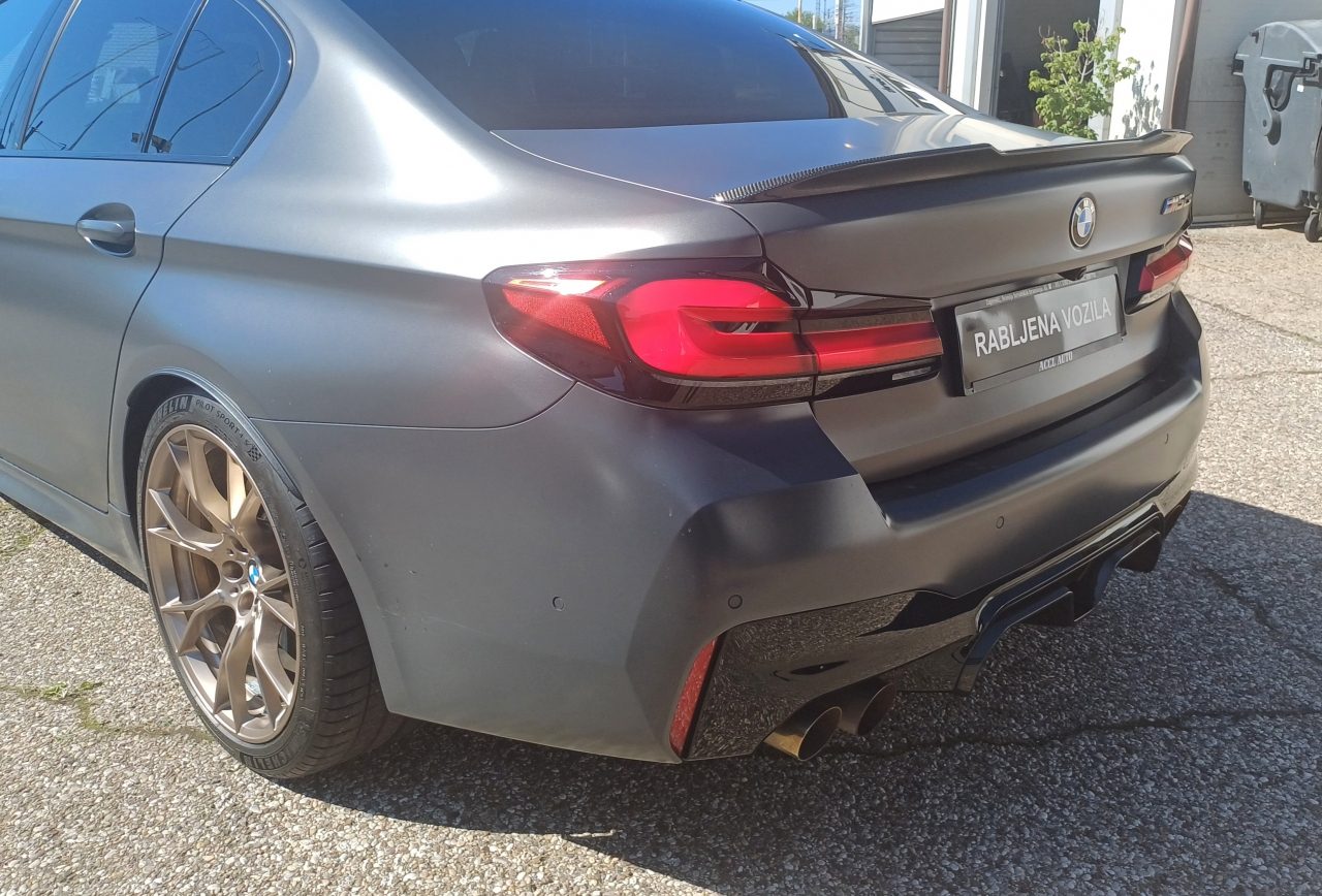 2021 BMW Serija 5 — fotografija 8