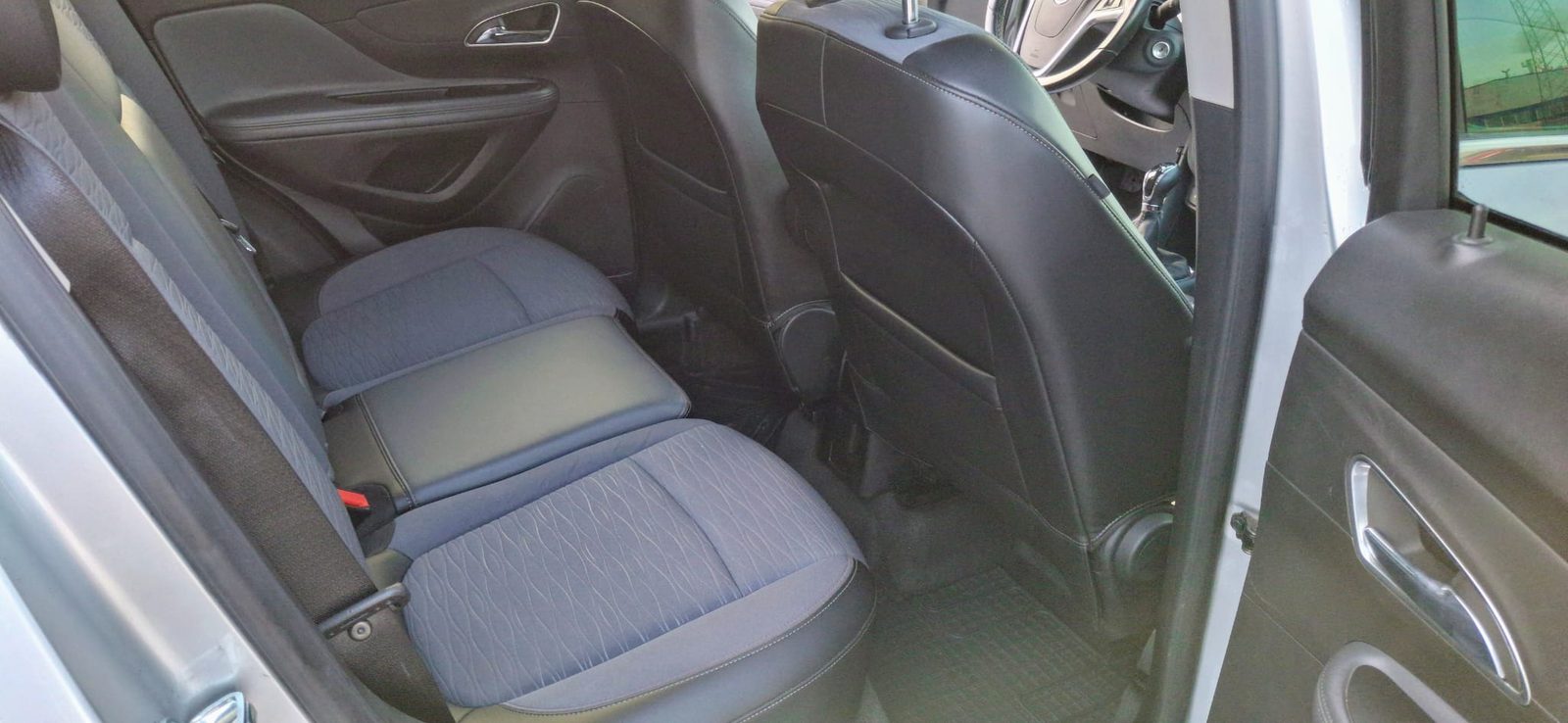 2015 Opel Mokka — fotografija 12