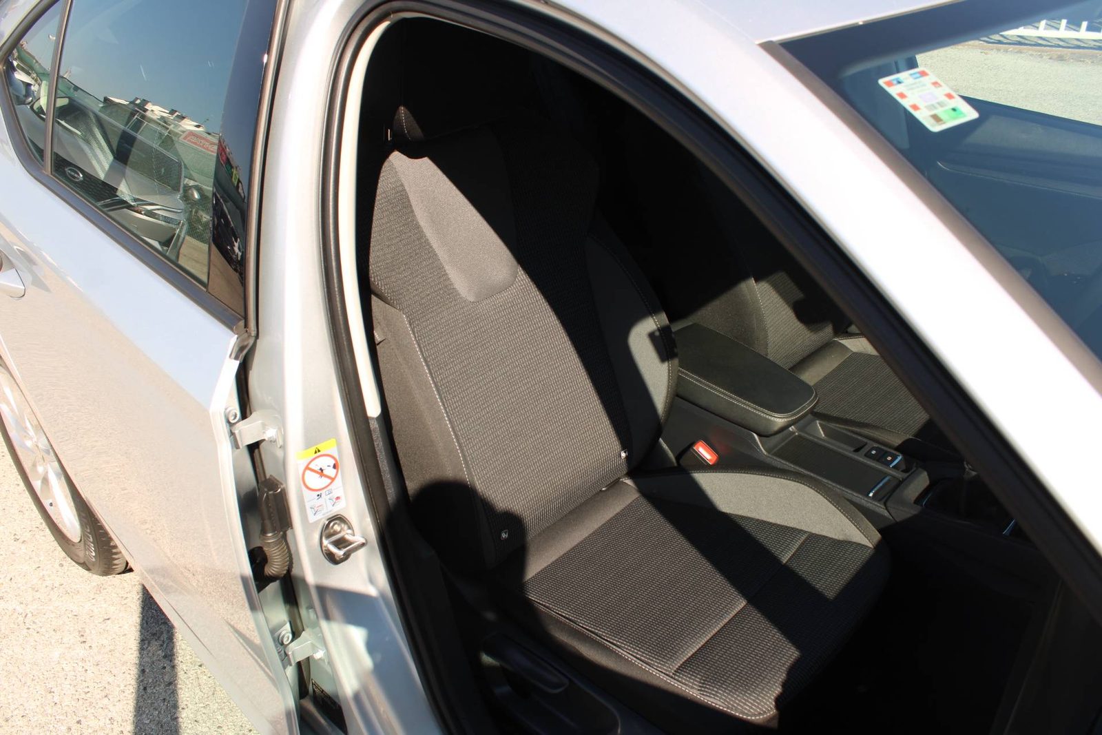 2022 Škoda Octavia — fotografija 12
