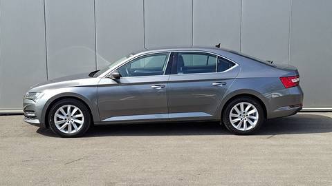 2022 Škoda Superb — sličica 2