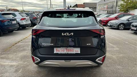 2022 Kia Sportage — sličica 6