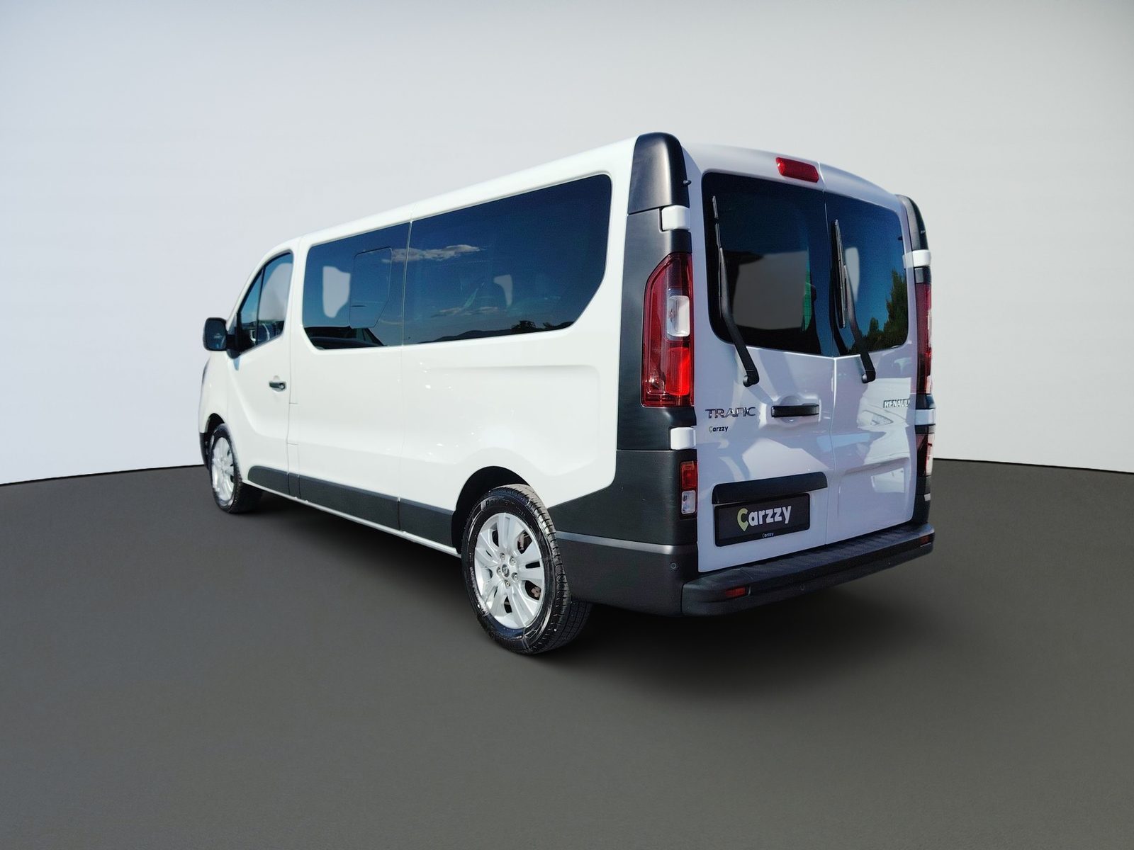 2023 Renault Trafic — fotografija 8